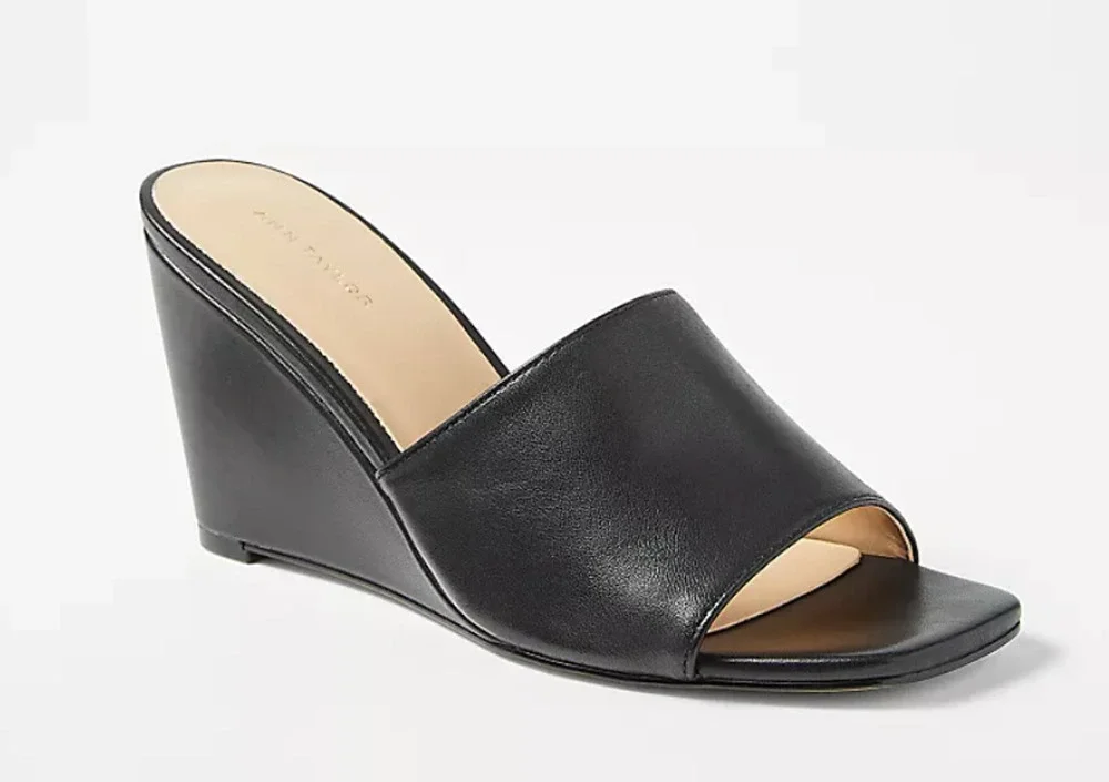 NEW ANN TAYLOR BLACK LEATHER STRAP HIGH WEDGE SANDALS HEELS SHOES SHOES SZ 8.5